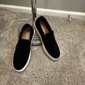 Steve Madden Black Slip Ons